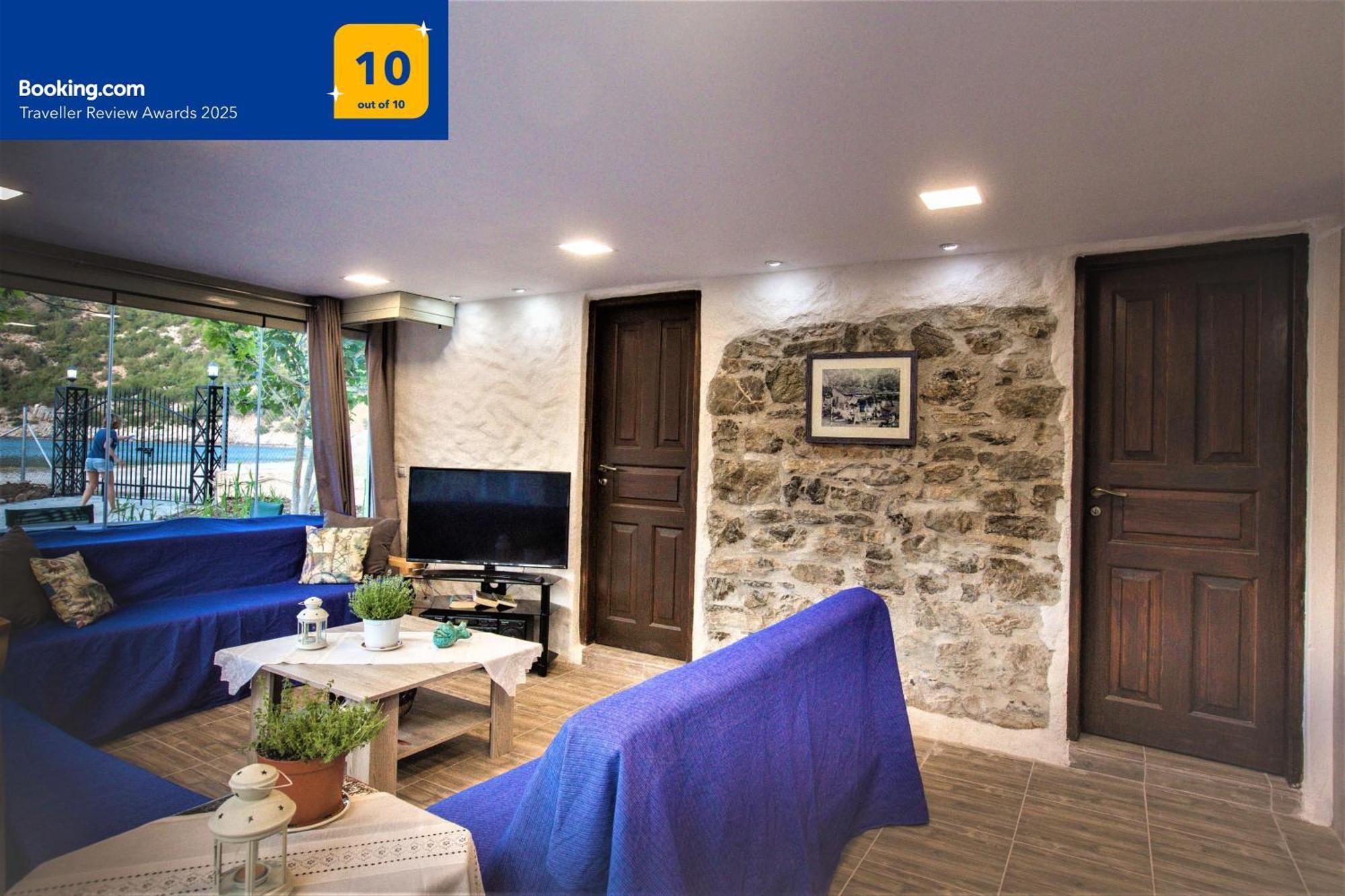 Private Beach House Irene Mare Poros Town المظهر الخارجي الصورة